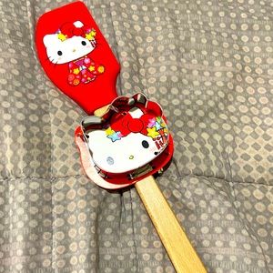 New Hello Kitty Spatula and Cookie Cutter